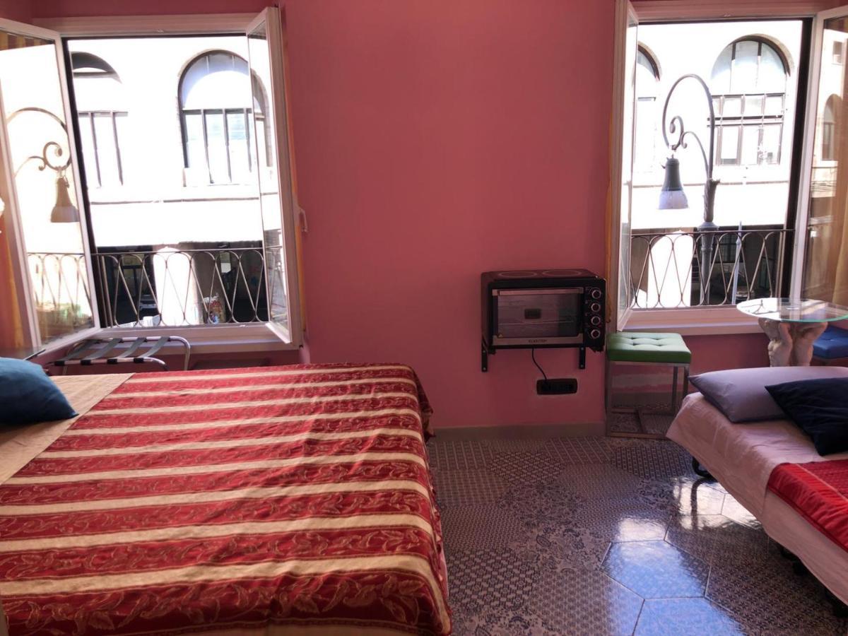 S.P.T. Bed & Breakfast Rome Extérieur photo