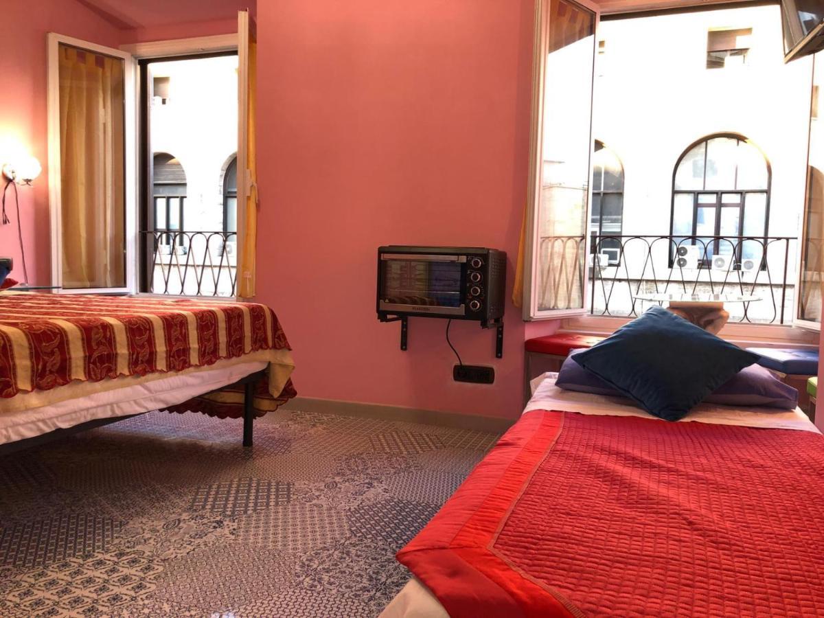 S.P.T. Bed & Breakfast Rome Extérieur photo
